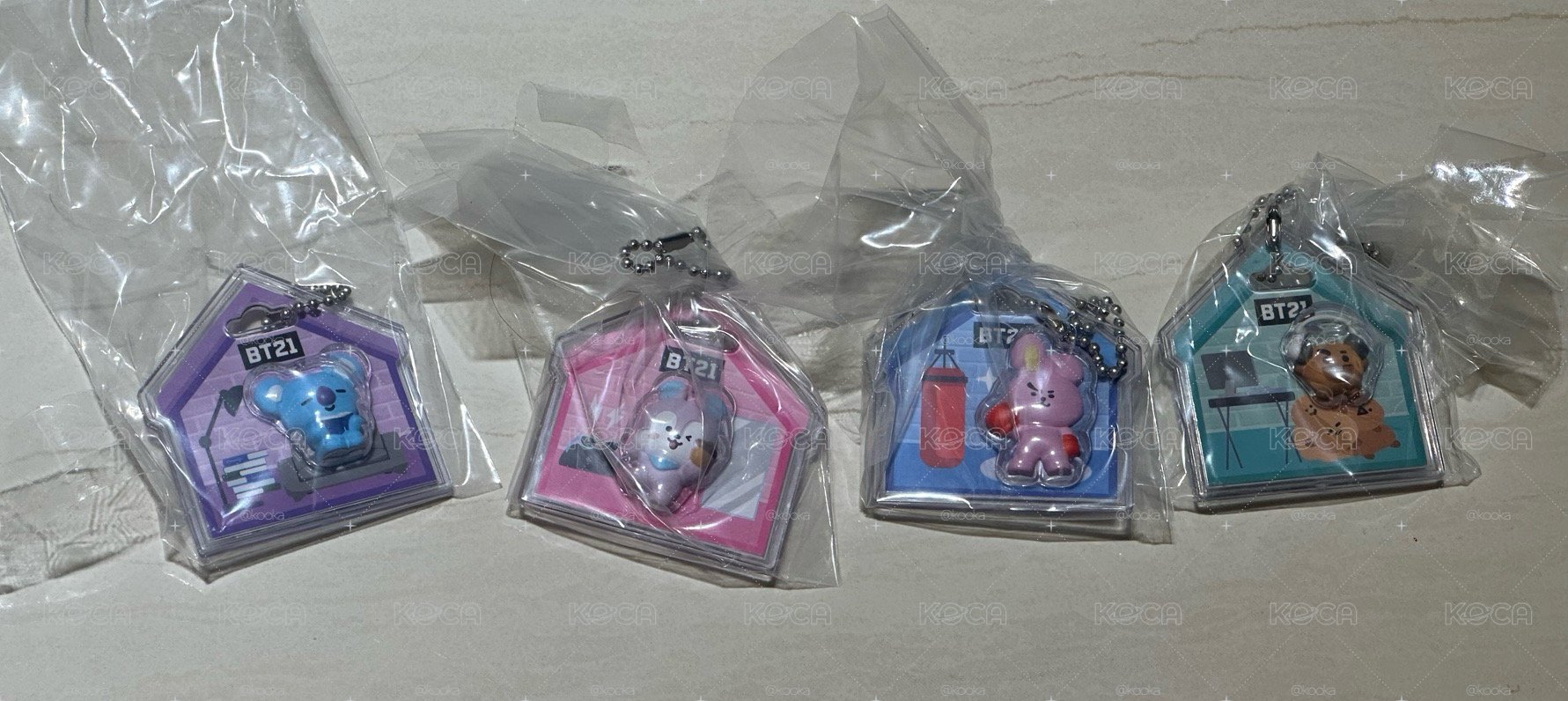 BT21｜萬代巧克力球 小房子吊飾