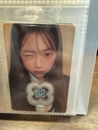 手燈卡yeon