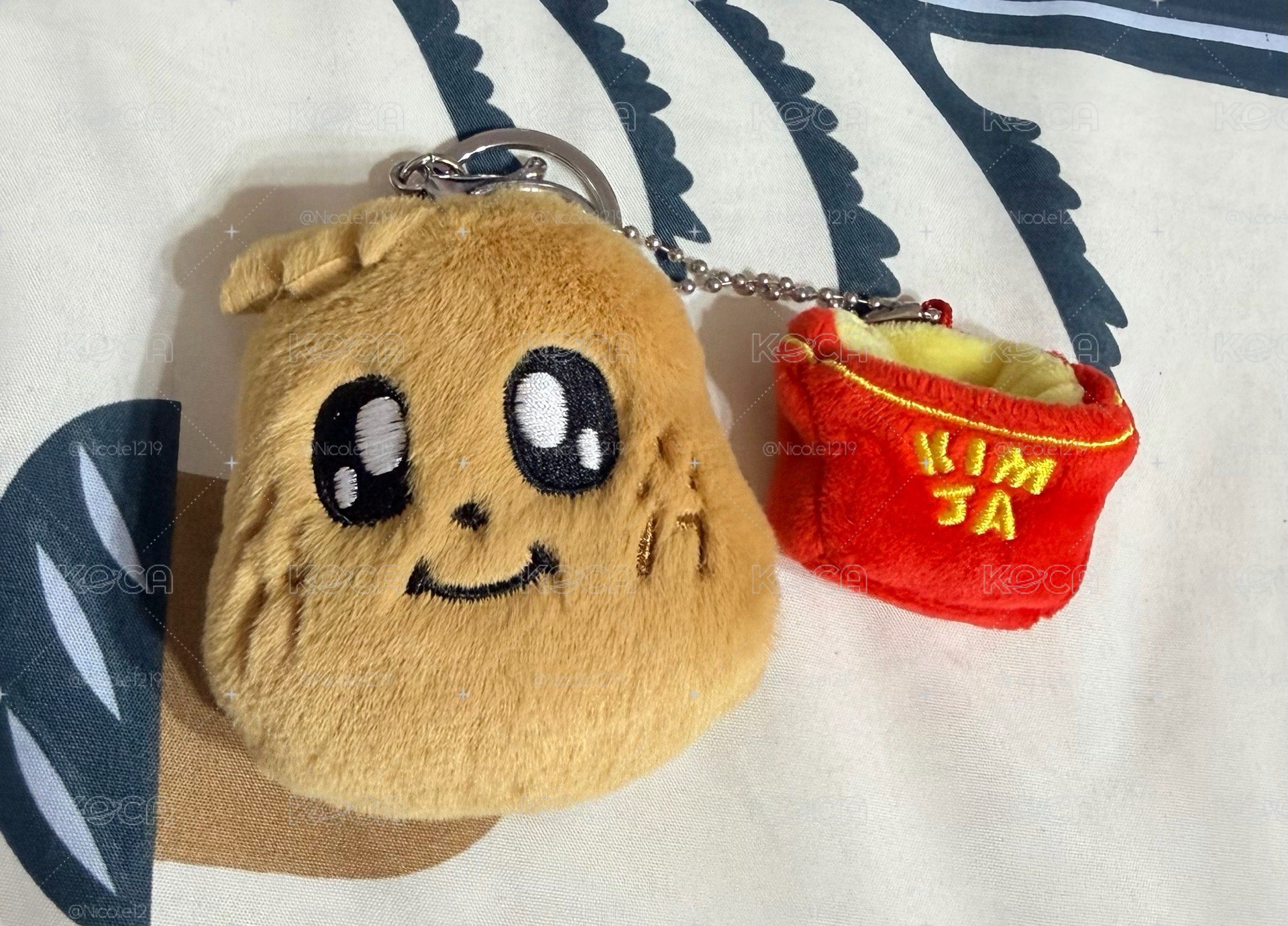 奎MINITEEN 大頭吊飾 盤出