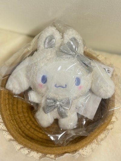 現貨.雪兔大耳狗吊飾