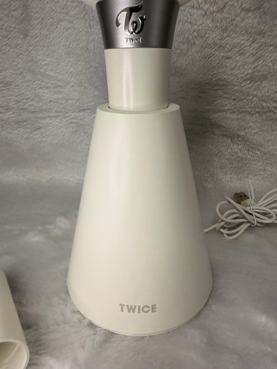 🍭 【官方正品】TWICE 初代手燈（Candy Bong）珍藏手燈✨