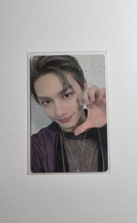 俊比心
