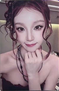 We made QQ音樂 特典卡 中文卡背