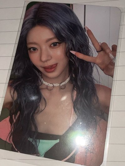 itzy motto 藍髮粒