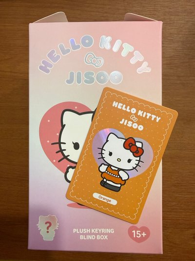 Jisoo x Hello Kitty盲盒（確認款）