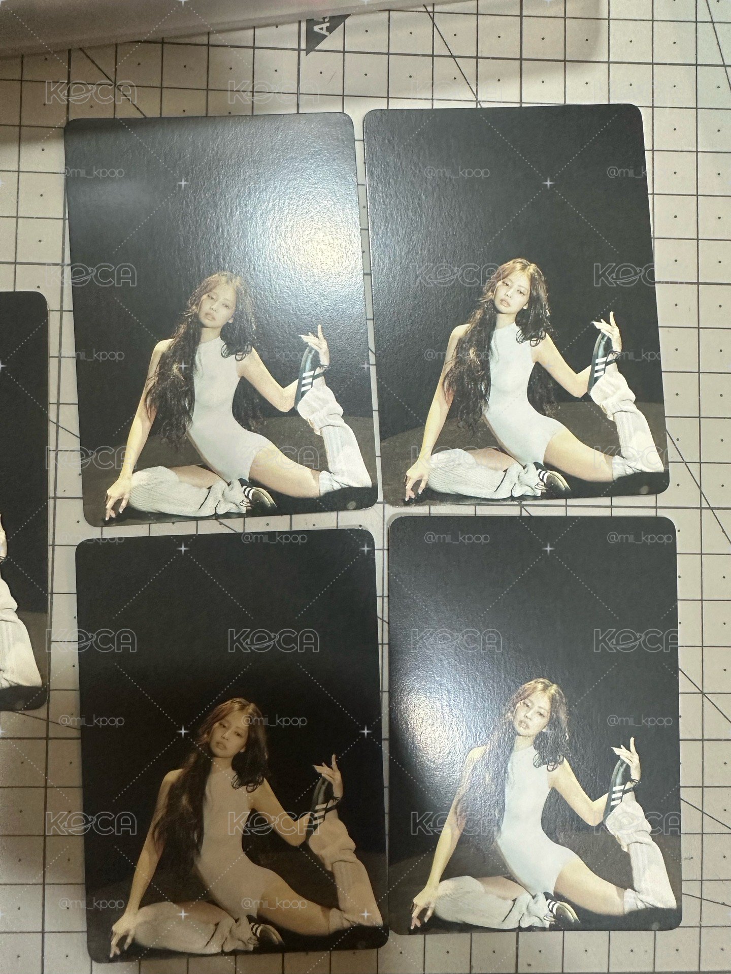 日本 Jennie愛迪達聯名滿額卡（現貨）