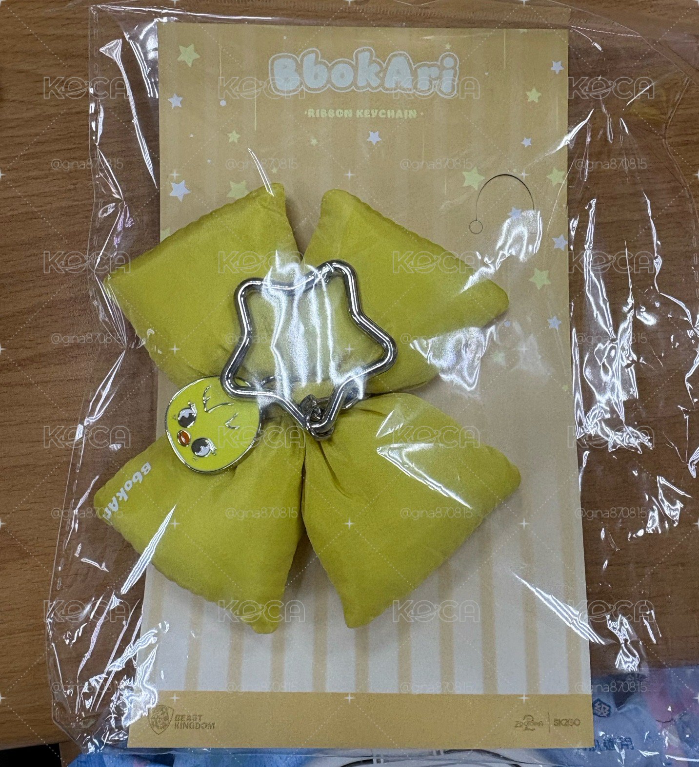 台北限定快閃店-蝴蝶結吊飾菲