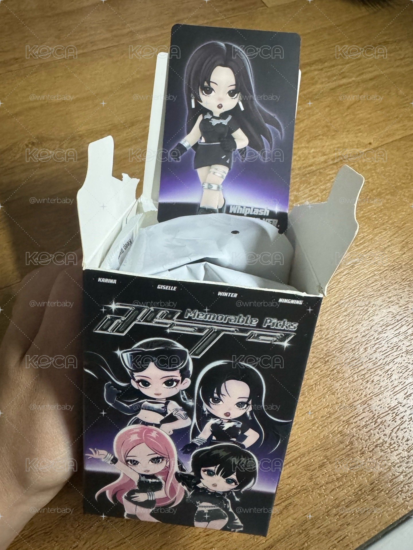 泡泡瑪特whiplash柚