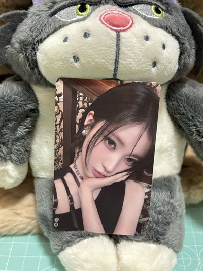 編號025 五星角 背損（圖二）光照有滑痕 正面無暇