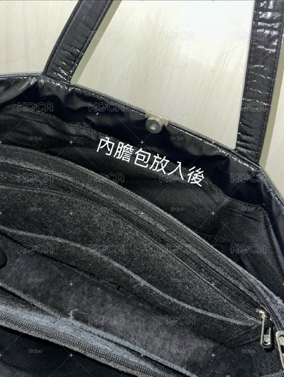 RIGHT HERE 托特包