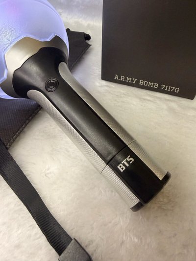 💜【絕版骨董級收藏｜官方正版】BTS 二代手燈 ARMY BOMB Ver.2（保存完整）競標 💜