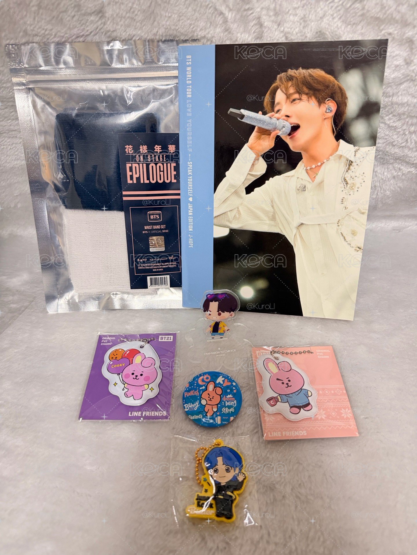 【絕版珍藏】BTS Jungkook 柾國 官方週邊小盤（立牌+吊飾+BT21 COOKY組合）