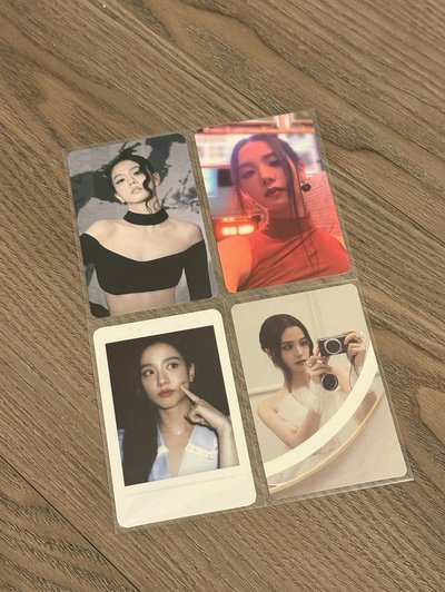 jisoo me 小卡