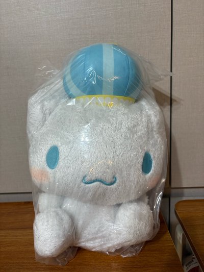 【小狐狸】三麗鷗 大耳狗 King 國王皇冠 銀絲帶大娃 Furyu景品