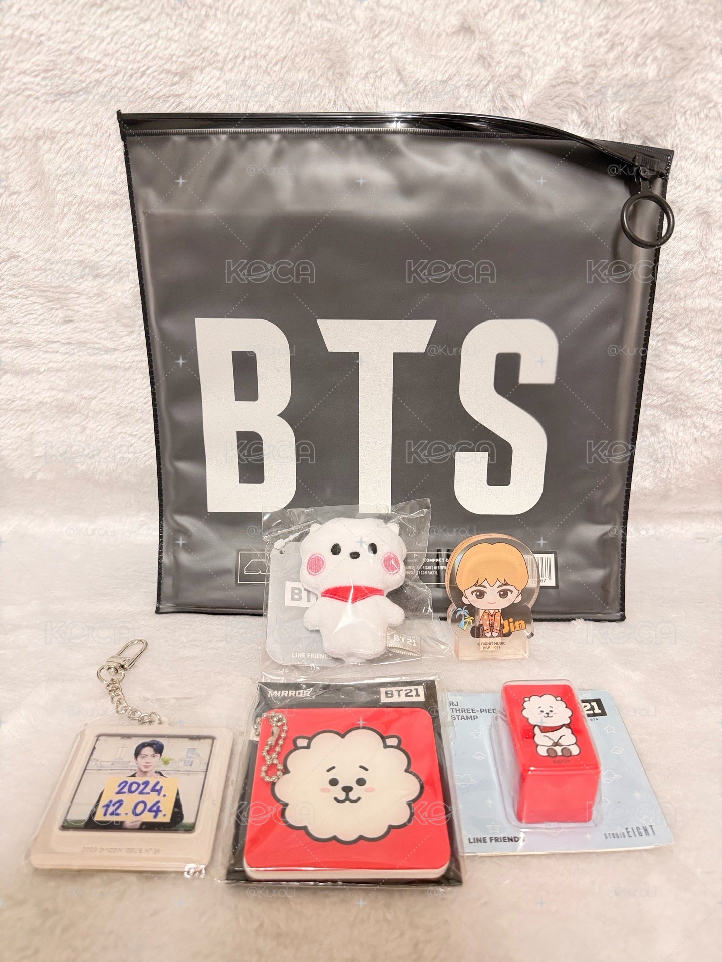 【絕版珍藏】BTS Jin 金碩珍 官方週邊小盤(手動Q版立牌+手帳+RJ 吊飾/徽章)