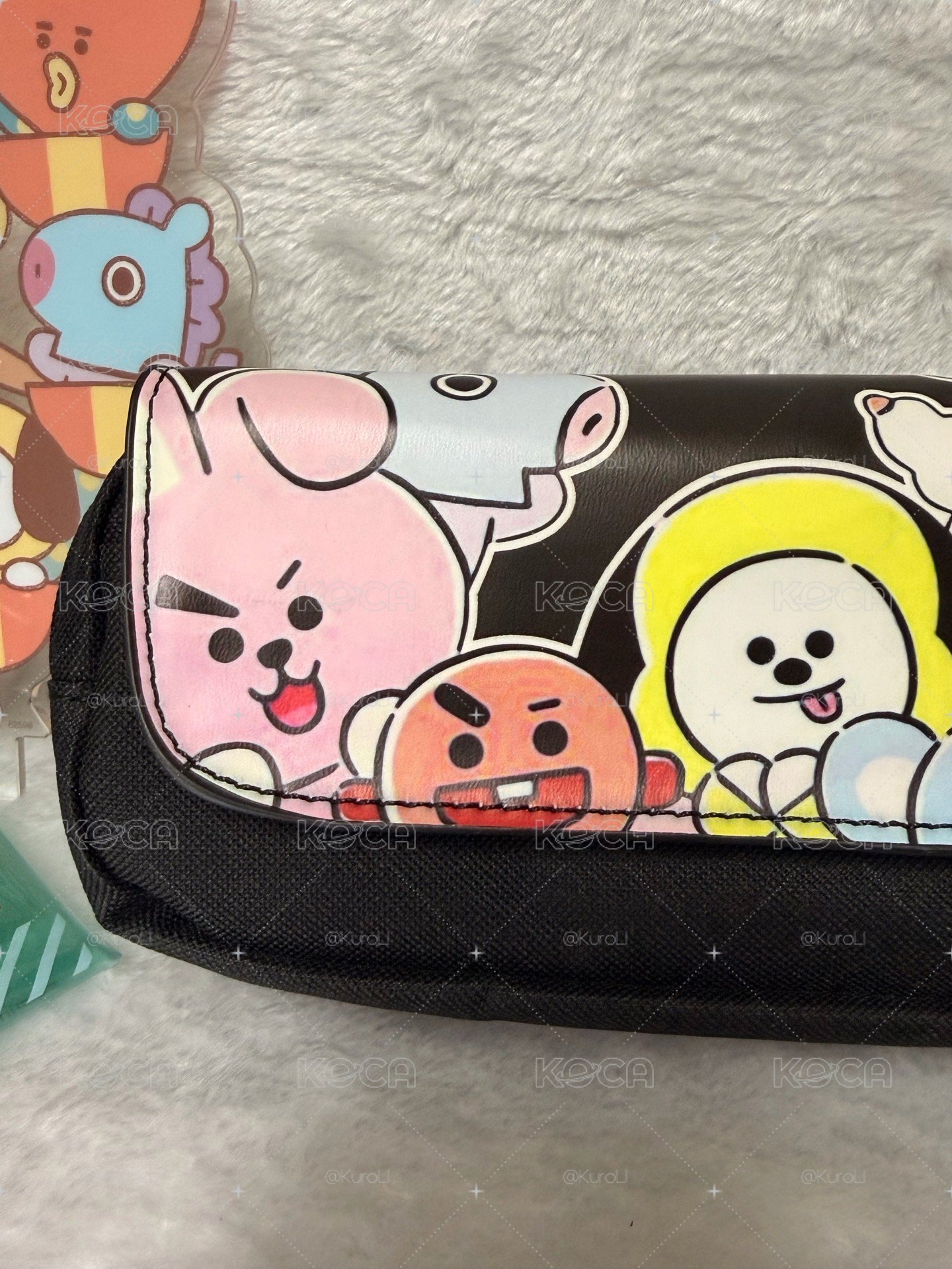 【絕版珍藏】BTS SUGA 官方週邊小盤（BT21 大壓克力板+全新收納鉛筆盒+SHOOKY 方巾）