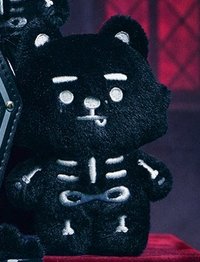 SPOOKY ENCHIN 吊娃 