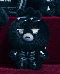 SPOOKY ENCHIN 吊娃 