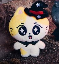 SPOOKY ENCHIN 吊娃 