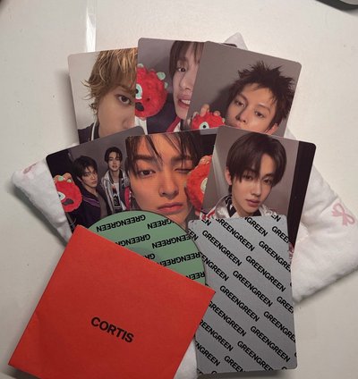RED RED專卡一套+CD