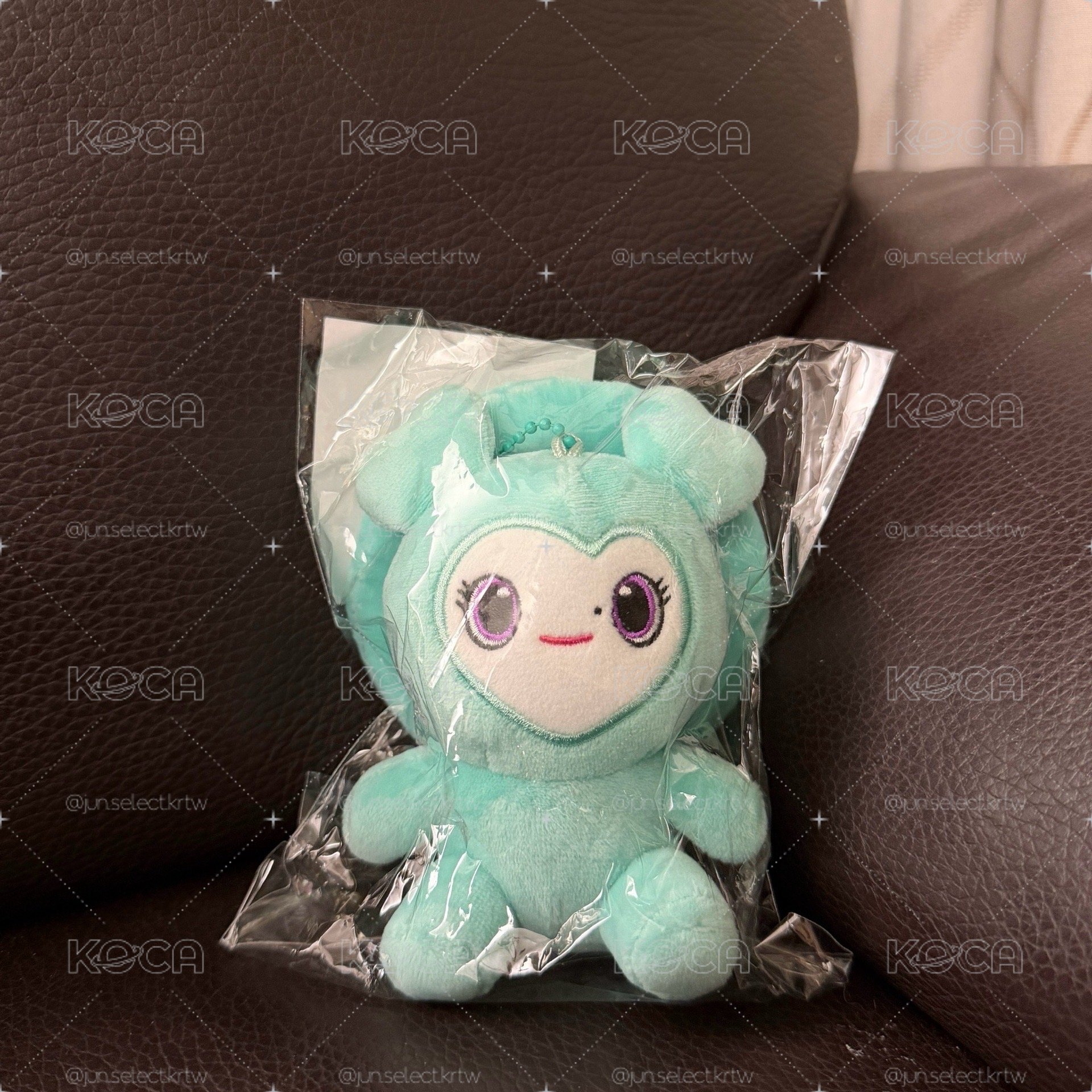 現貨六巡快閃店 磁吸坐姿娃