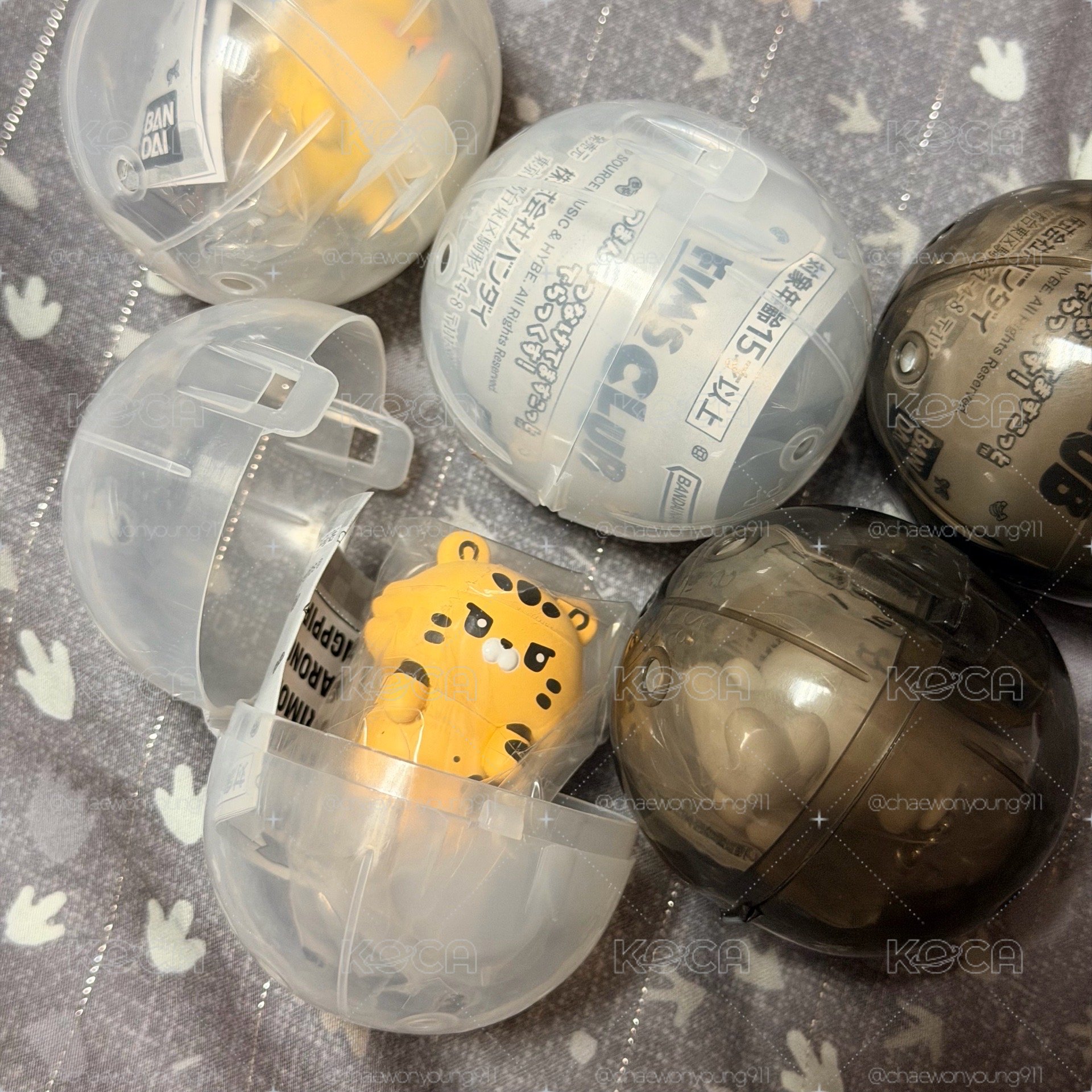 現貨速出 BANDAI 熾掛飾一套(采允採龍蝦、櫻葉珠鏈)