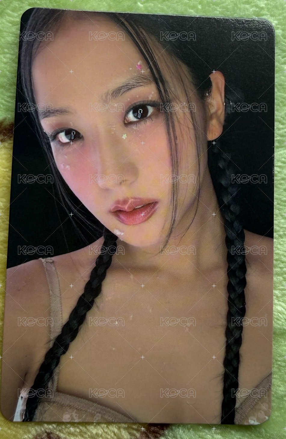 jisoo (pink)