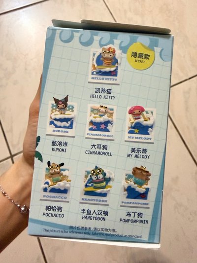 miniso 名創優品 夏日黑皮衝浪盲盒 三麗鷗 美樂蒂 漢頓 庫洛米 冰箱貼