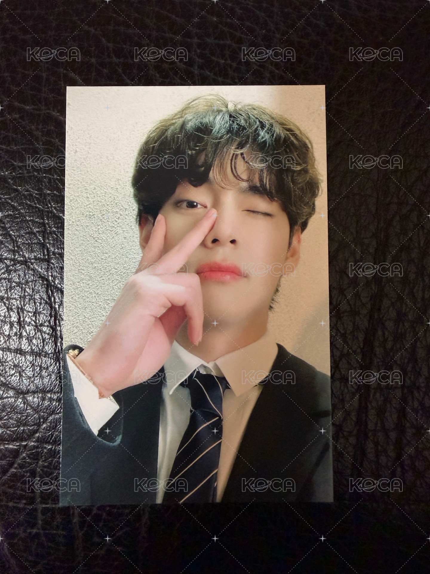 V