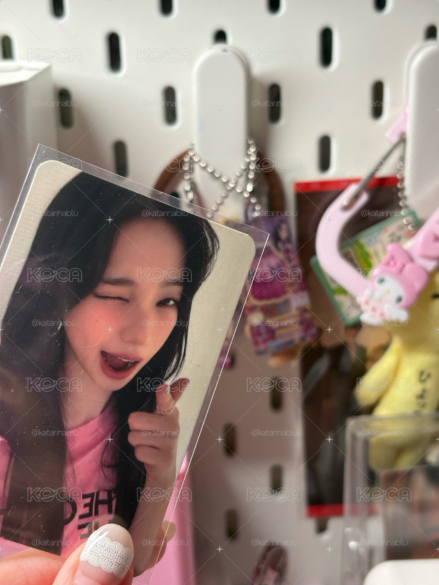 快來康康 翻開這張星光卡的正面 真的萌到爆炸！﹒ ◠  ✩ ⊹﹒
