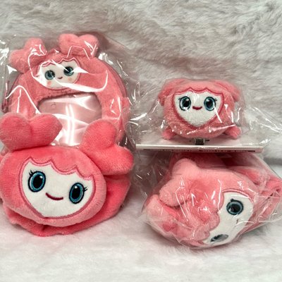 Momo 肩背帶娃 RTB髮夾 徽章套 Gigo髮圈