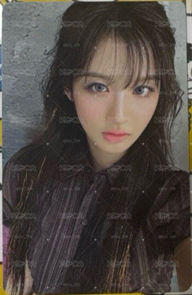 Sullyoon 專輯卡