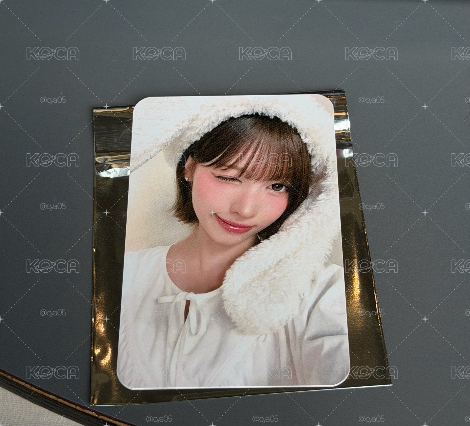 HOLLYS代言卡 May
