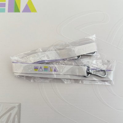 IU 4期會員禮 多功能背帶