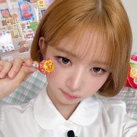 直井怜頰肉