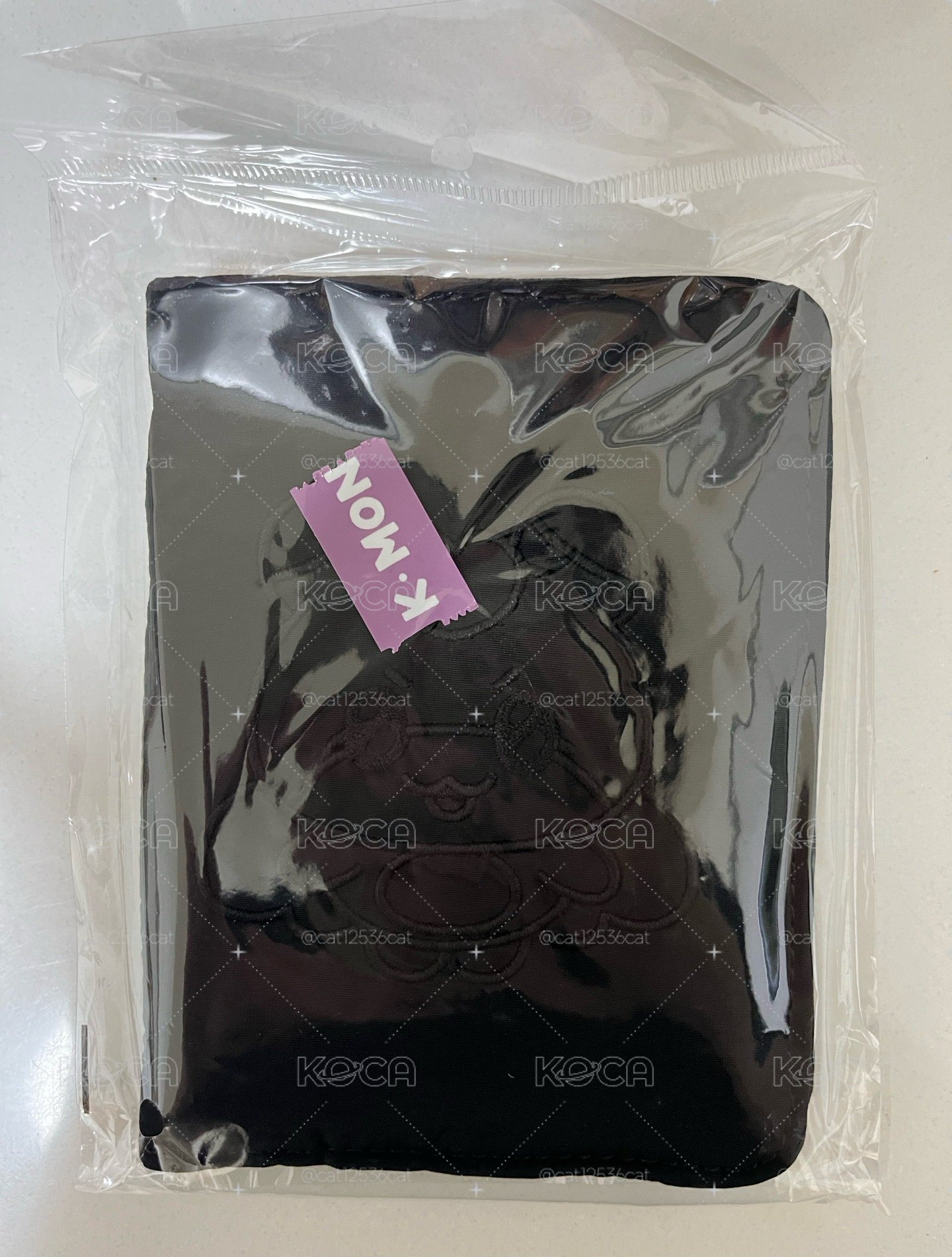 MIGHTEEZ 護照套 中 弘唷