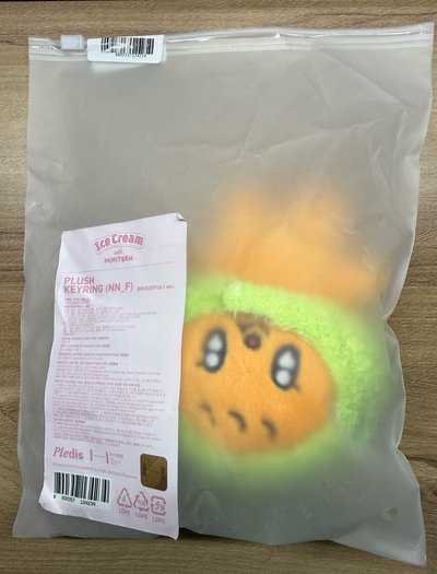 夏日MINITEEN 鑰匙圈吊飾 寛套頭娃 ➕fm  HOLIDAY 章魚燒蹦蹦、大蔥蹦蹦