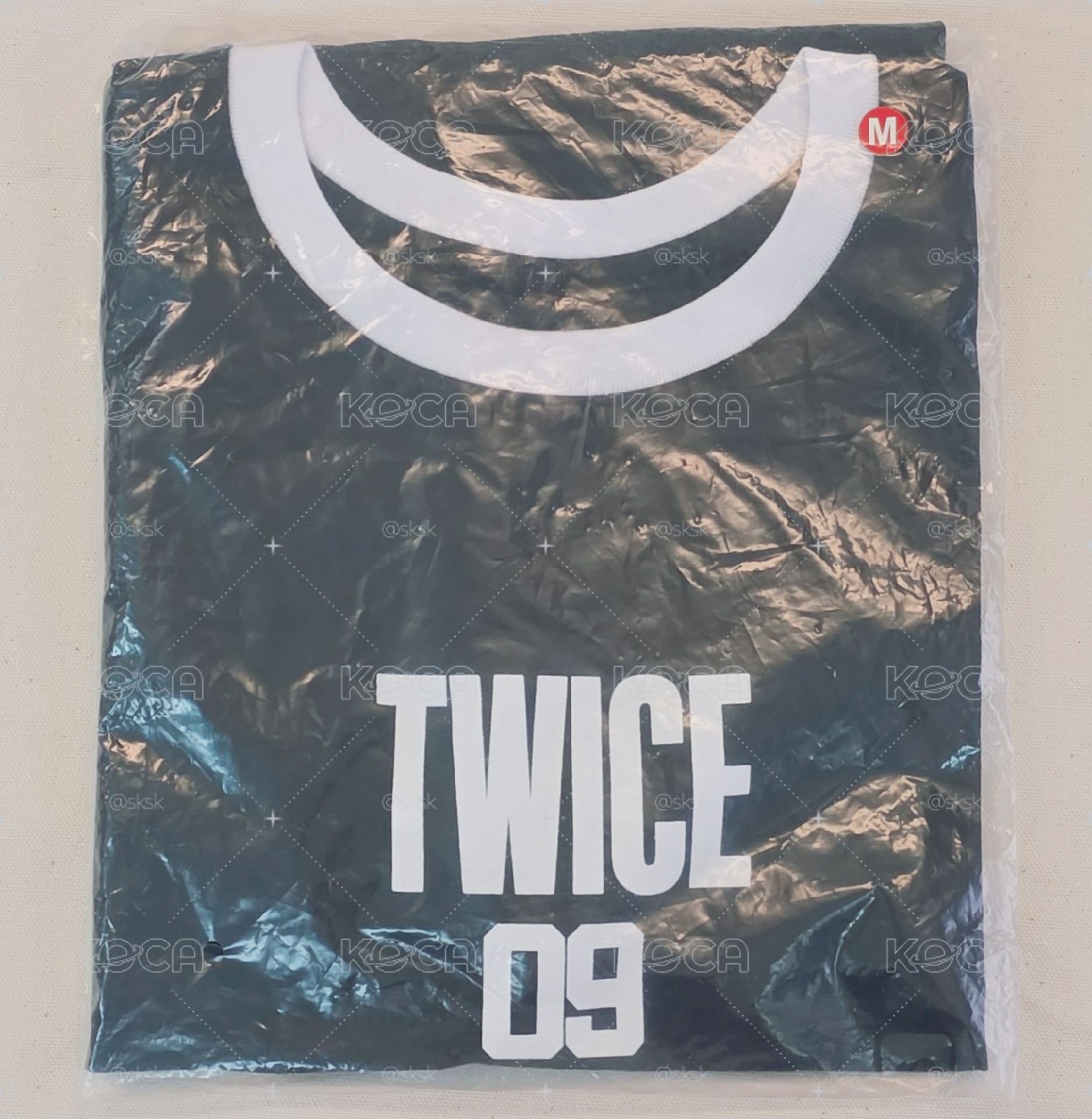 TWICE 黑T M號