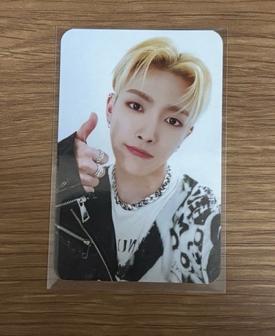 Ateez 弘中 卡冊卡 ANITEEZ IN ICE CITY 周邊卡 