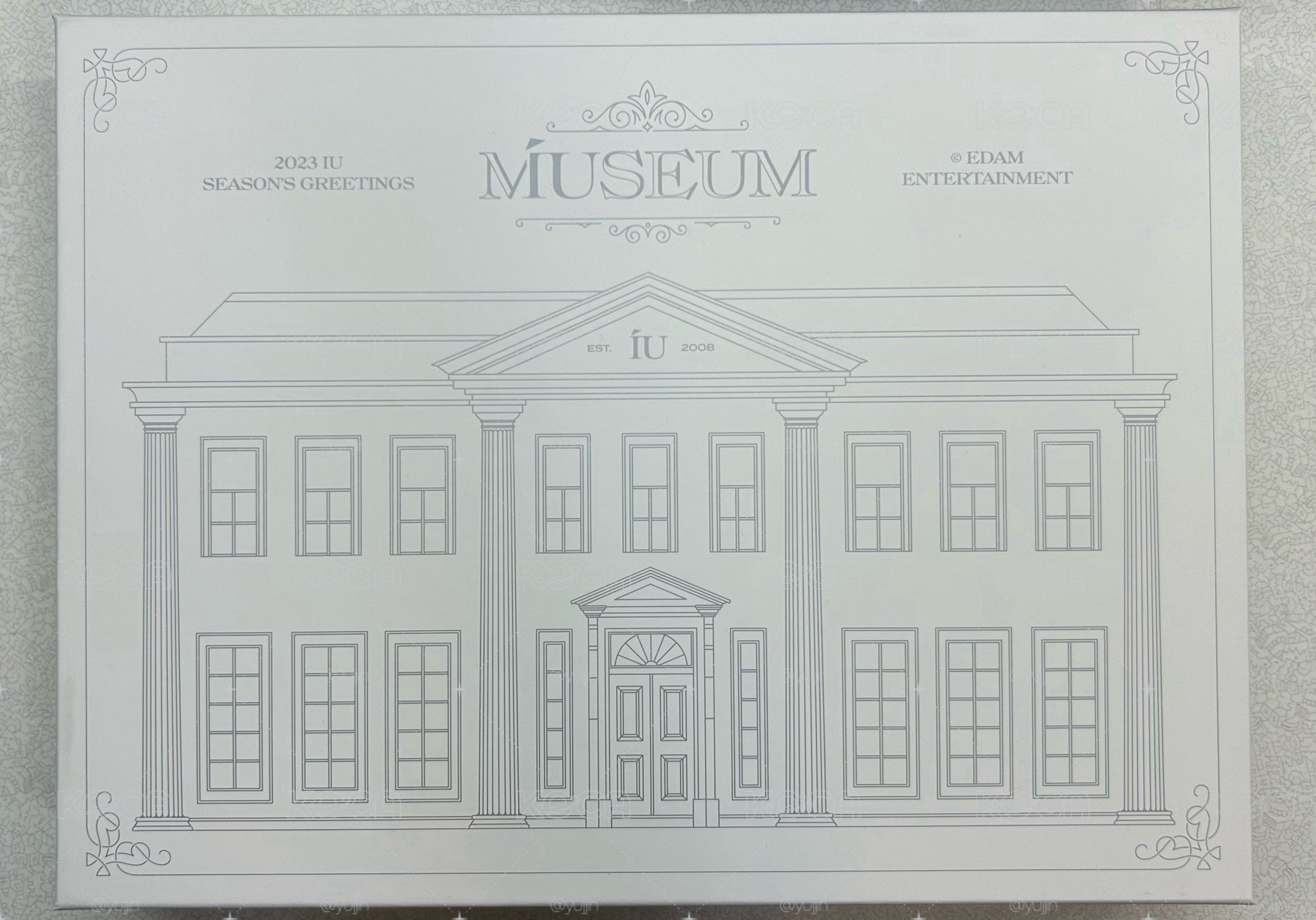 IU 2023年曆