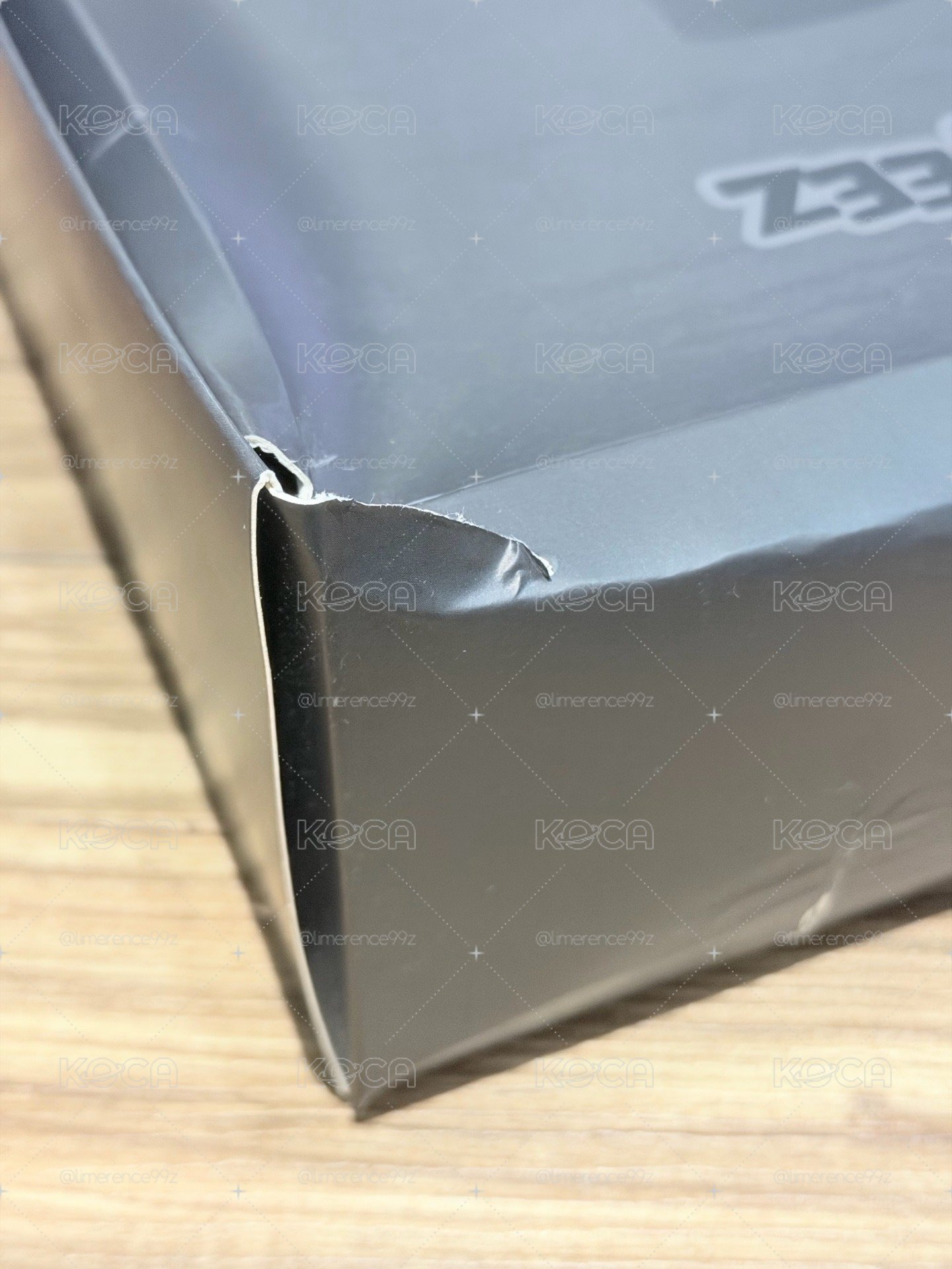 崔傘全新娃衣含卡（無娃，嚴重運送盒損）