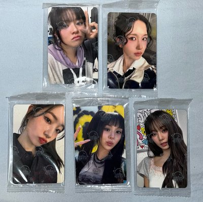 TWICE 星河1.0線下簽售中背卡