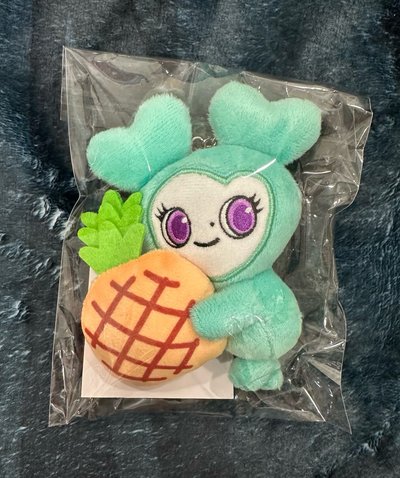 「現貨」JP九週年 吊娃 MIVELY