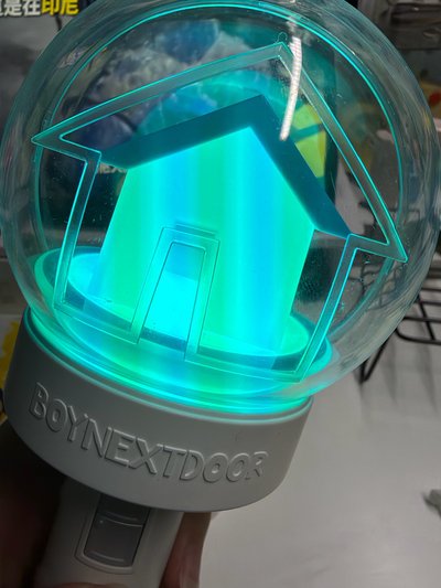 手燈 有損 可以正常使用 無原盒