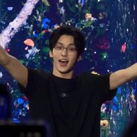 유유