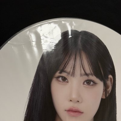 tripleS 金拏炅 扇子 黎大扇