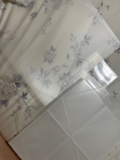 卡冊內頁 有使用過 19張+2擋板