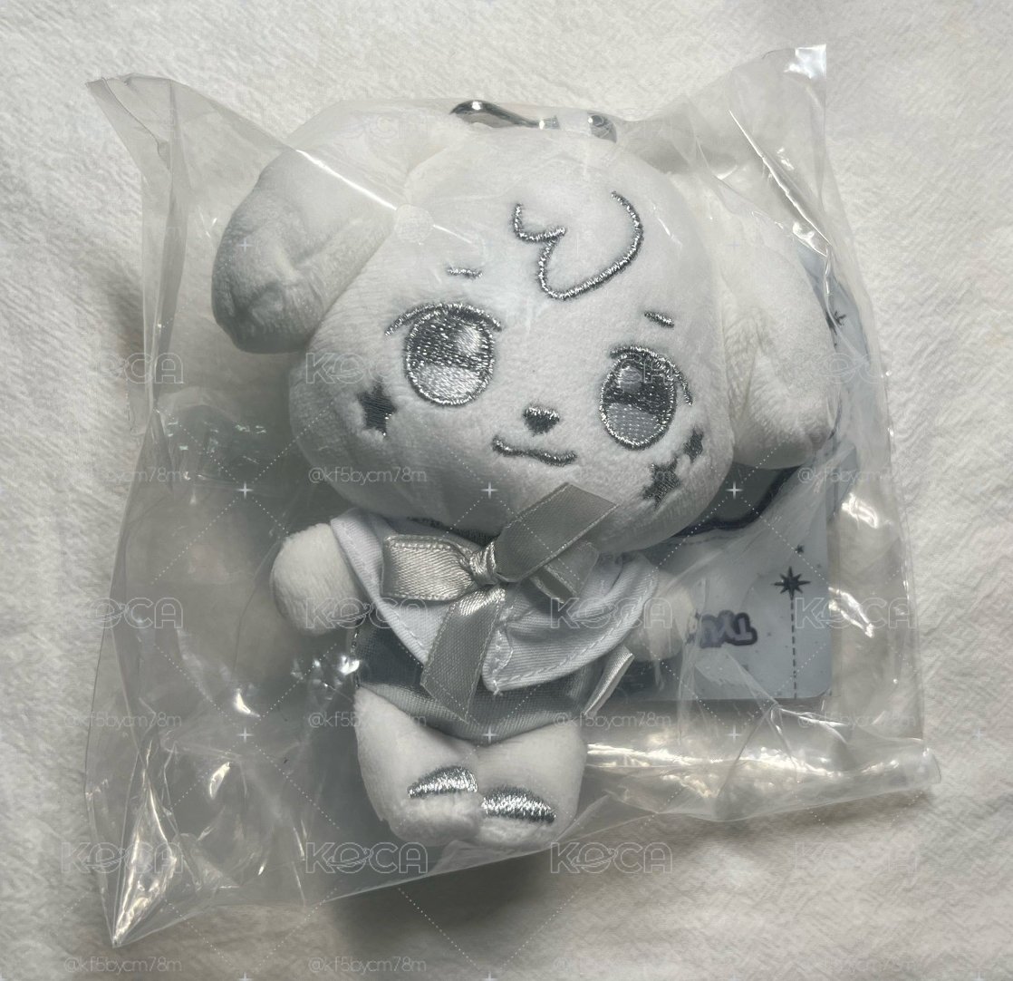 銀白吊飾娃潤