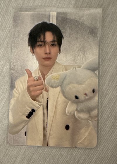 世巡 線下滿額 🐰