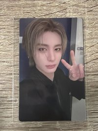 西裝李涵